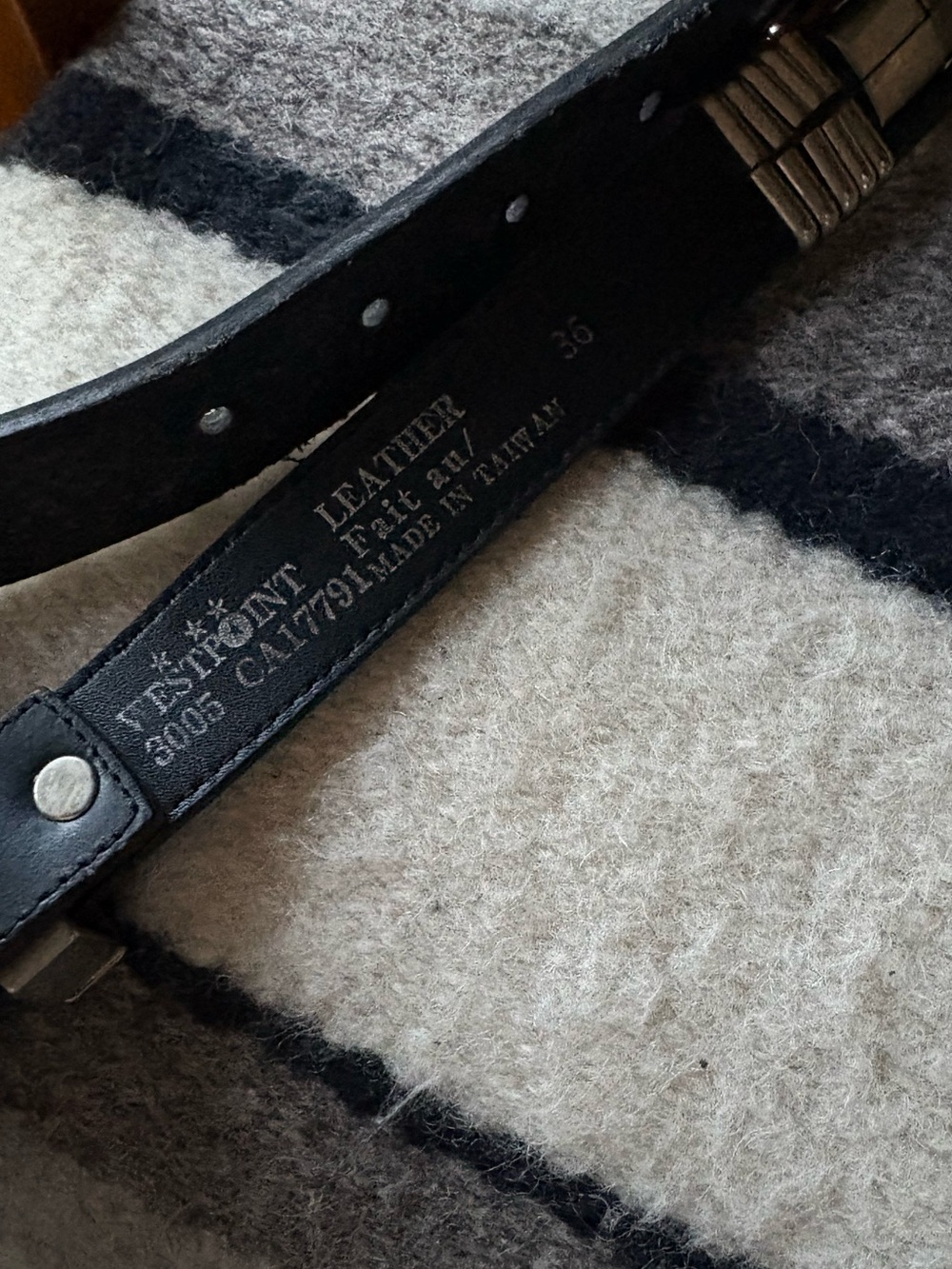 Vintage Black Leather Belt with Silver Western Buckle Accents - Picture 6 of 6